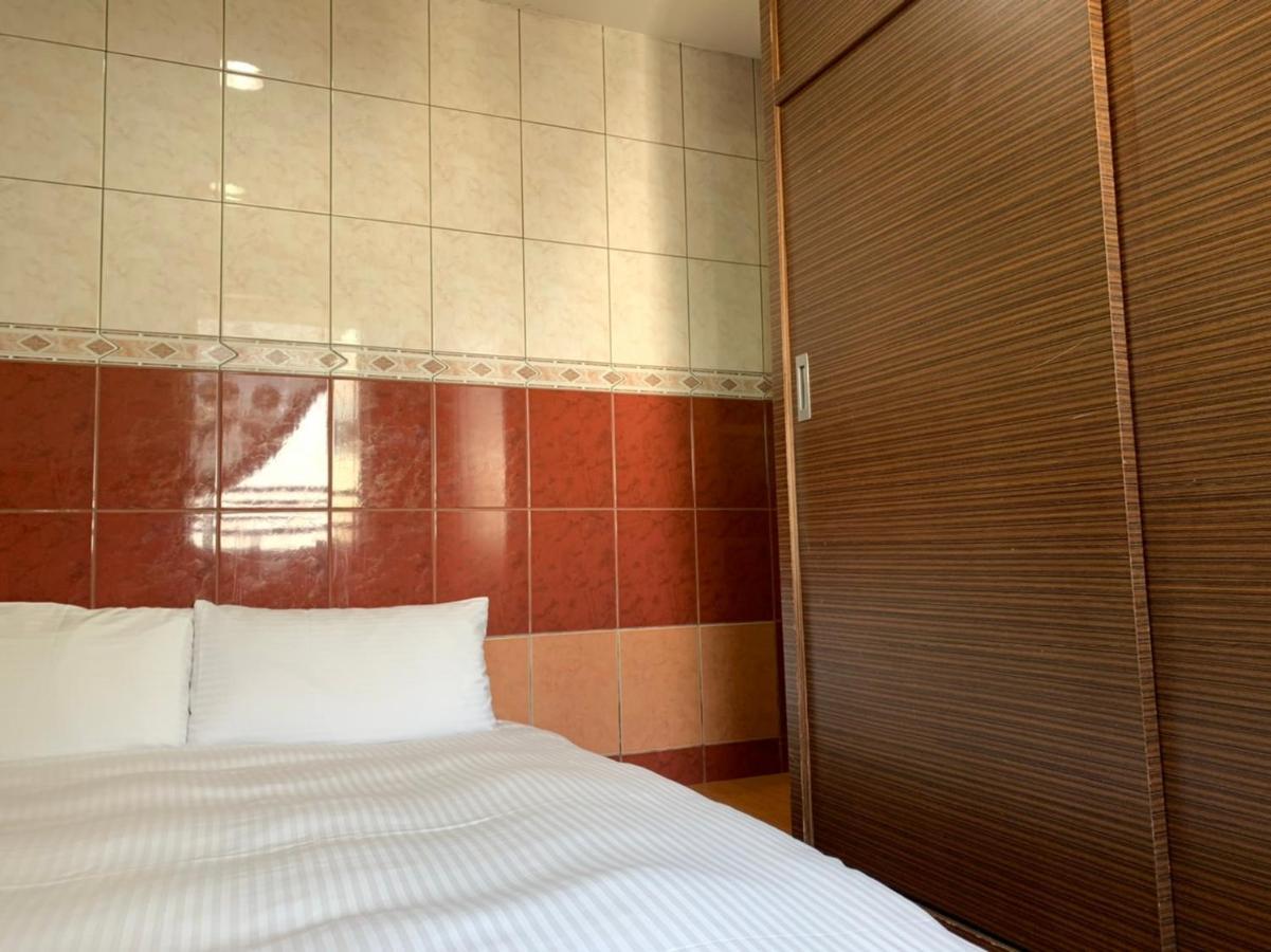 Arteyes Theme Suite Sunduo Hall Kaohsiung Eksteriør bilde